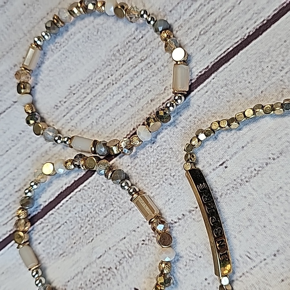 NY&Co Inspire gold beaded bracelet set - Picture 5 of 5